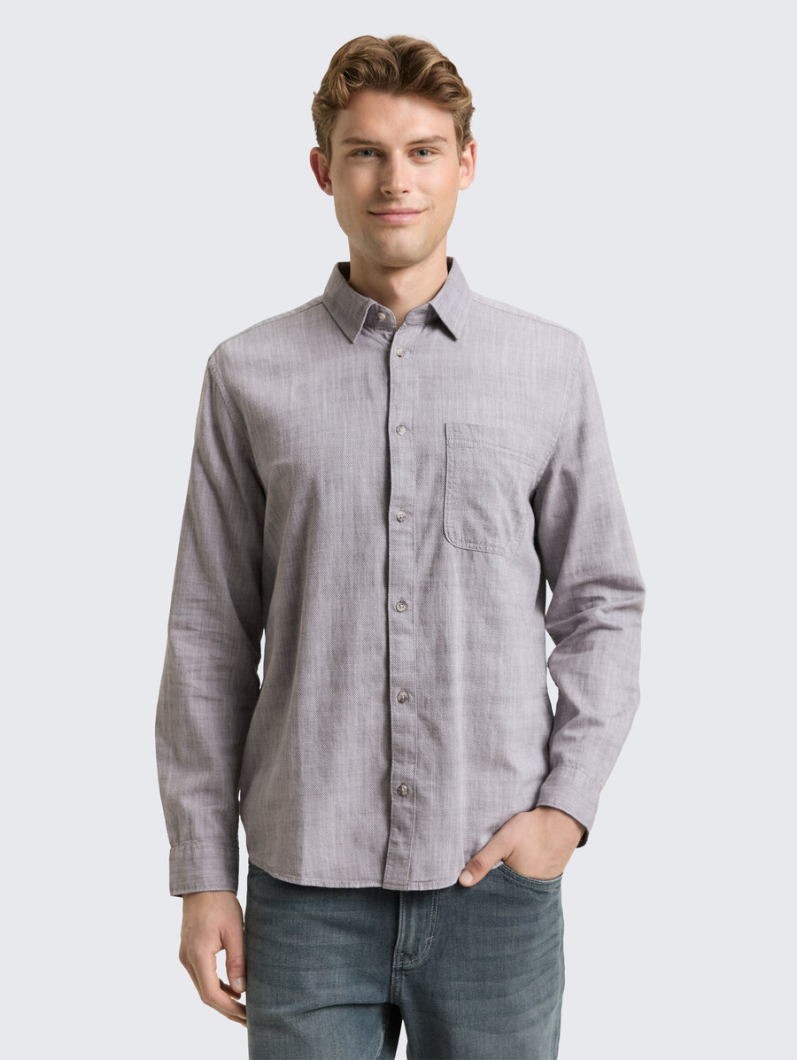chemise coupe classique avec poche poitrine
