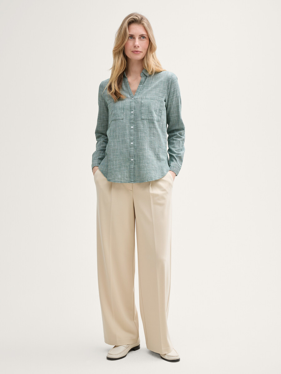 blouse à poches poitrine