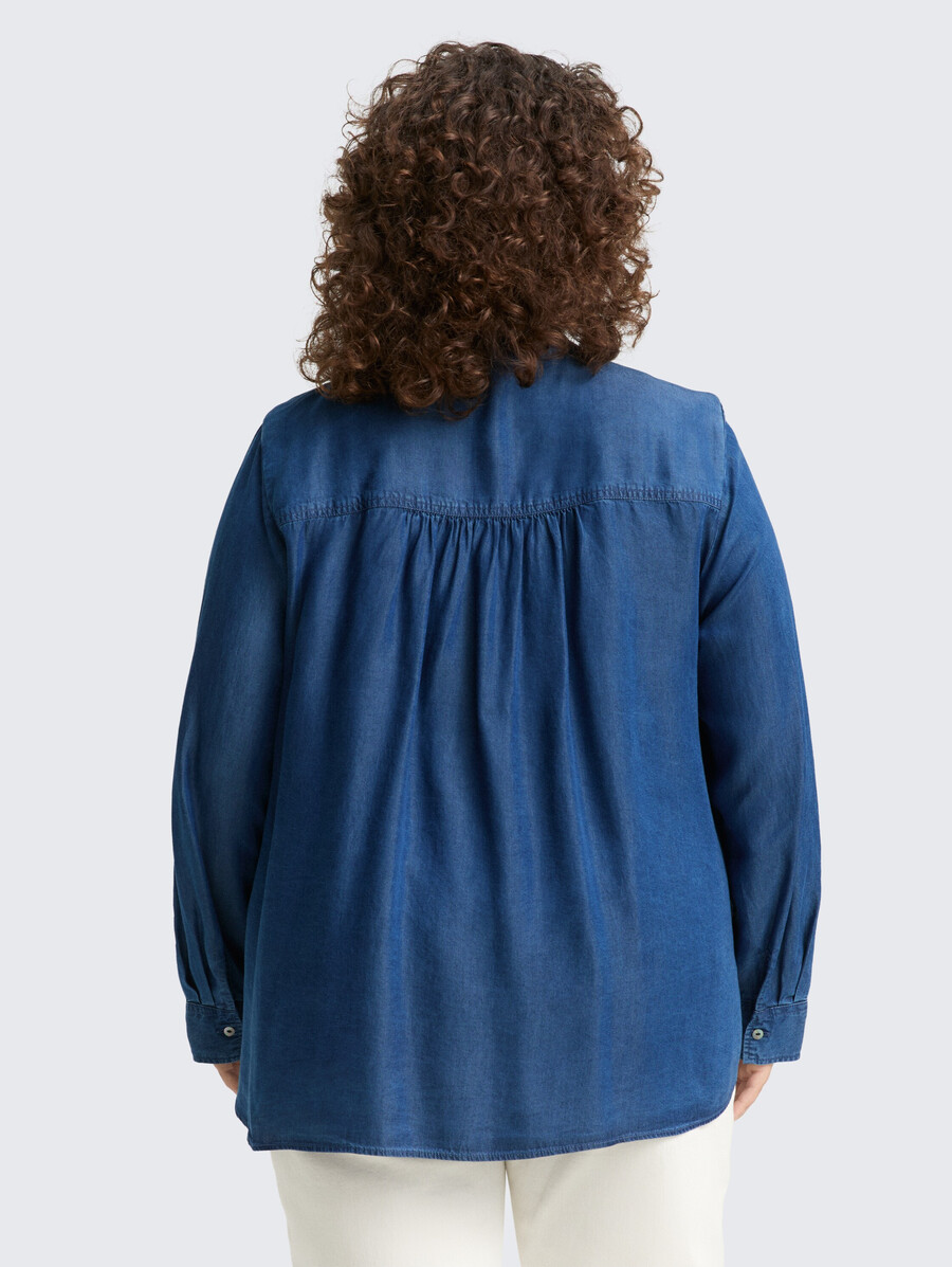 blouse grande taille avec détail nœud