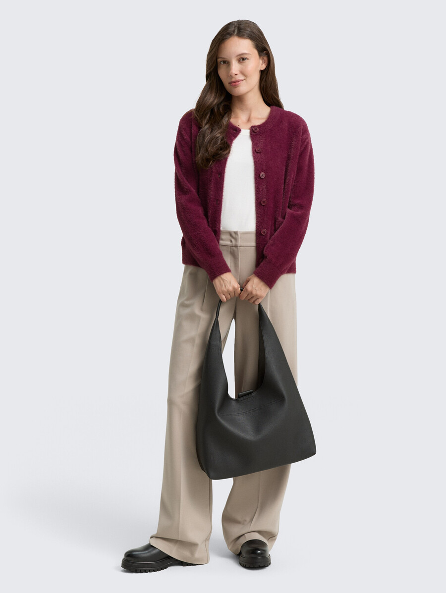 gilet en fil de plumes avec patte de boutonnage
