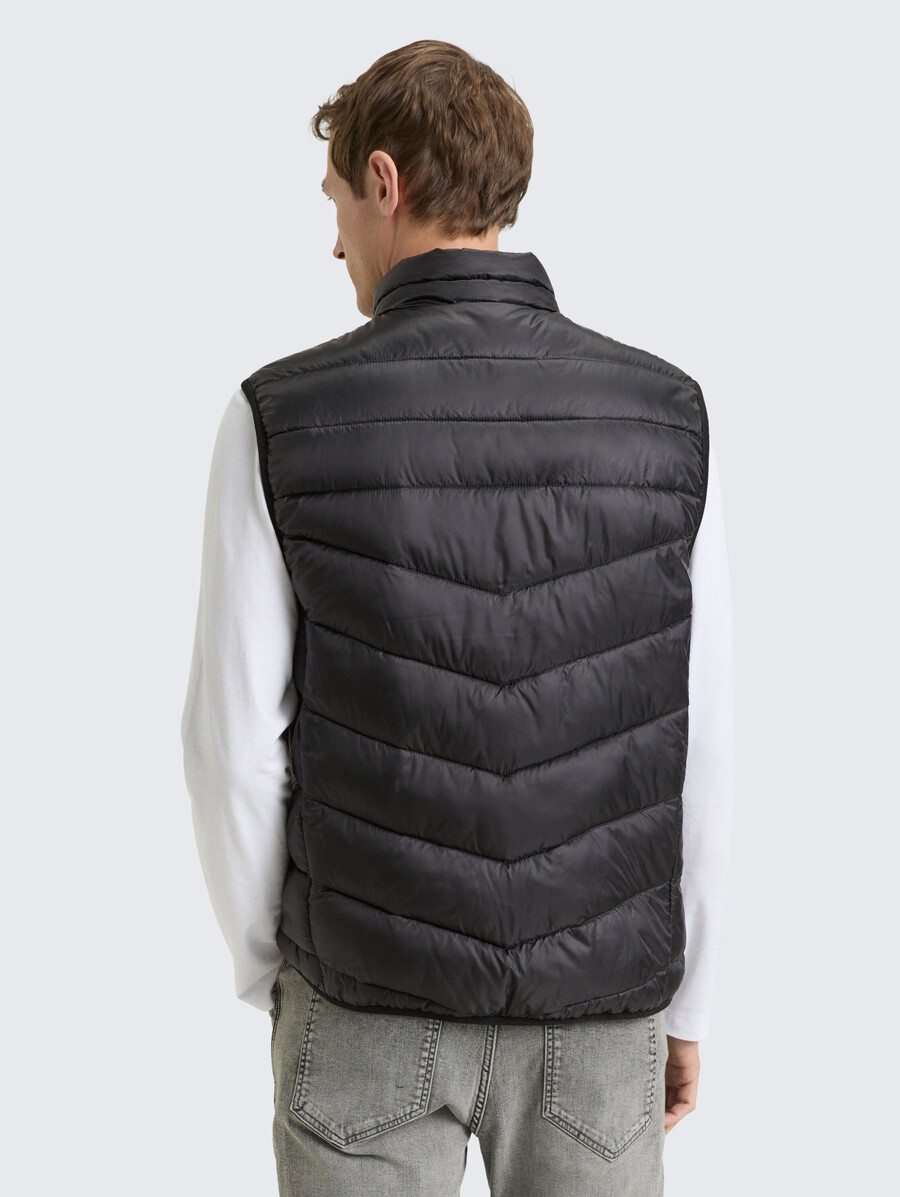 gilet matelassé léger à col montant