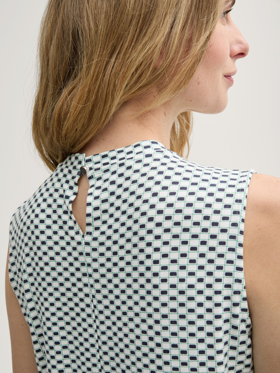 haut à motifs