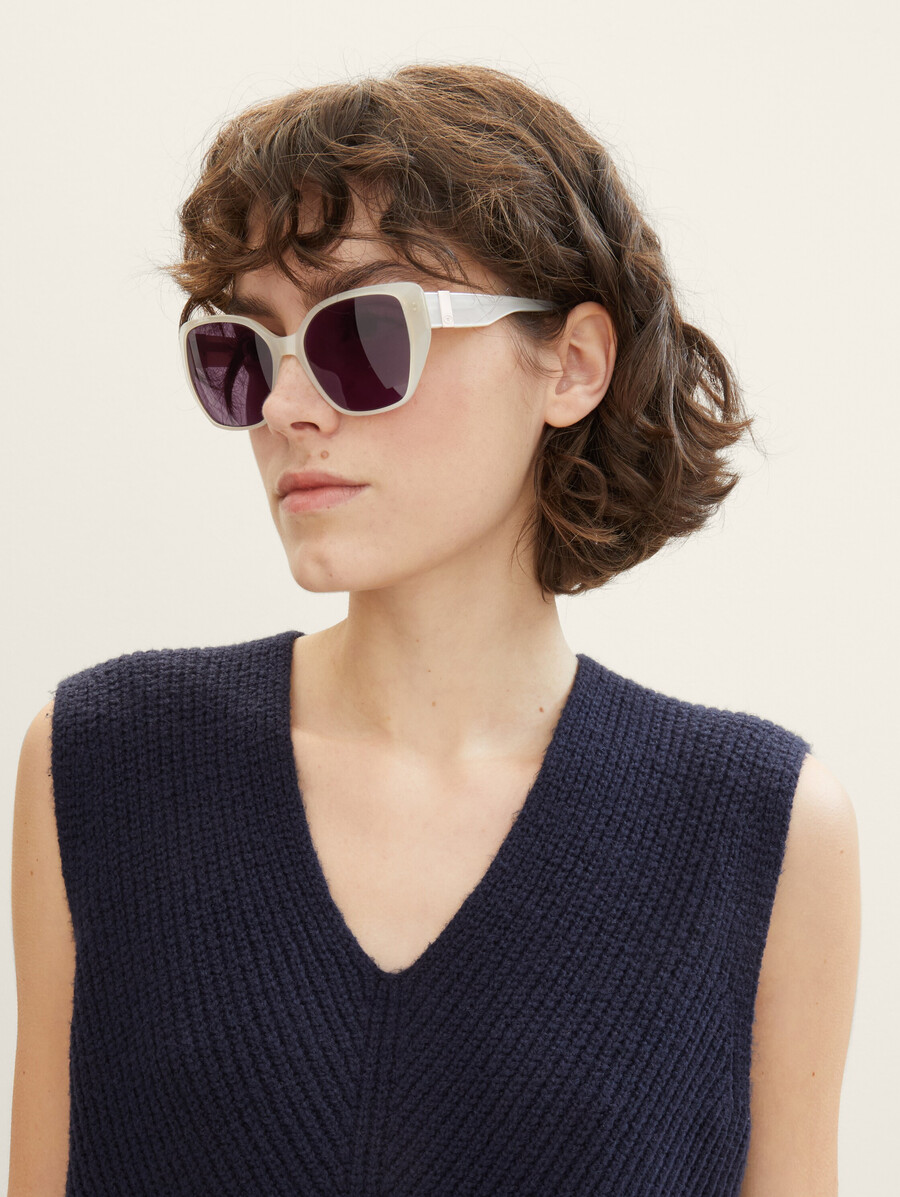 lunettes de soleil papillon