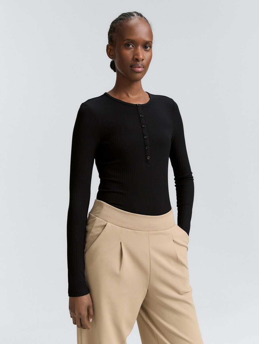 chemise henley côtelée à manches longues