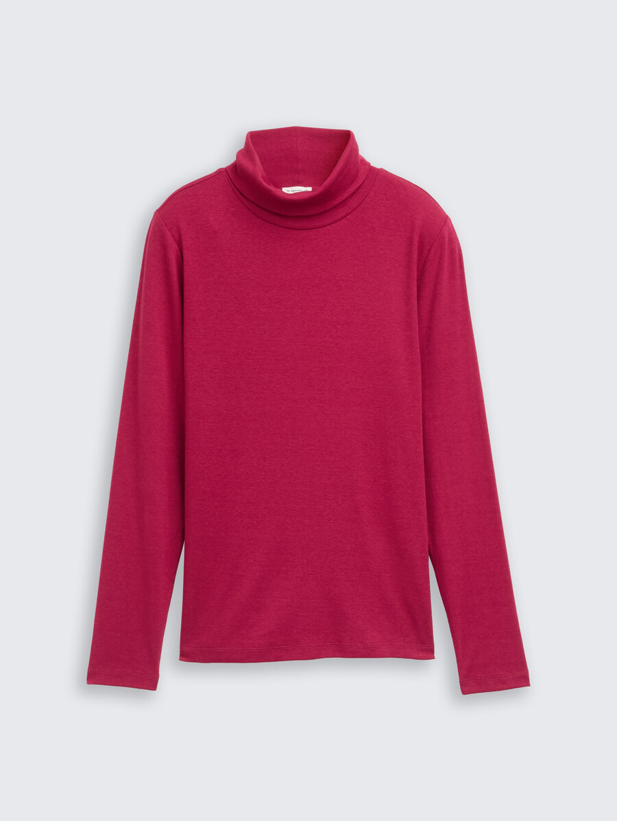 chemise à manches longues et col roulé