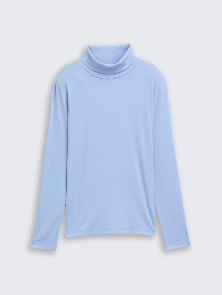 chemise à manches longues et col roulé