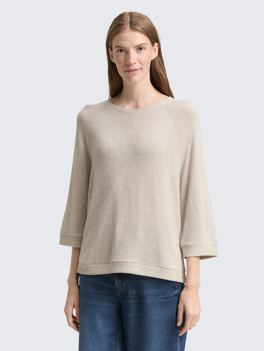 chemise à manches longues avec manches raglan