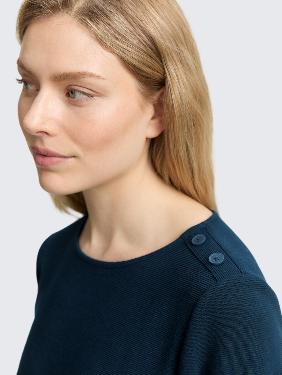 chemise à manches longues avec détails de boutons
