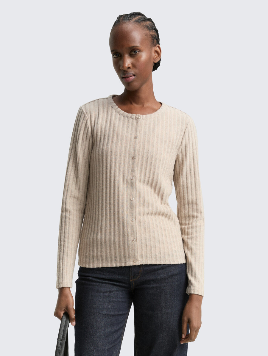 chemise à manches longues coupe ajustée avec patte de boutonnage décorative