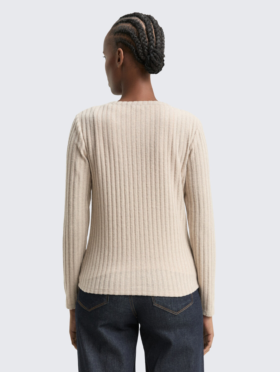chemise à manches longues coupe ajustée avec patte de boutonnage décorative
