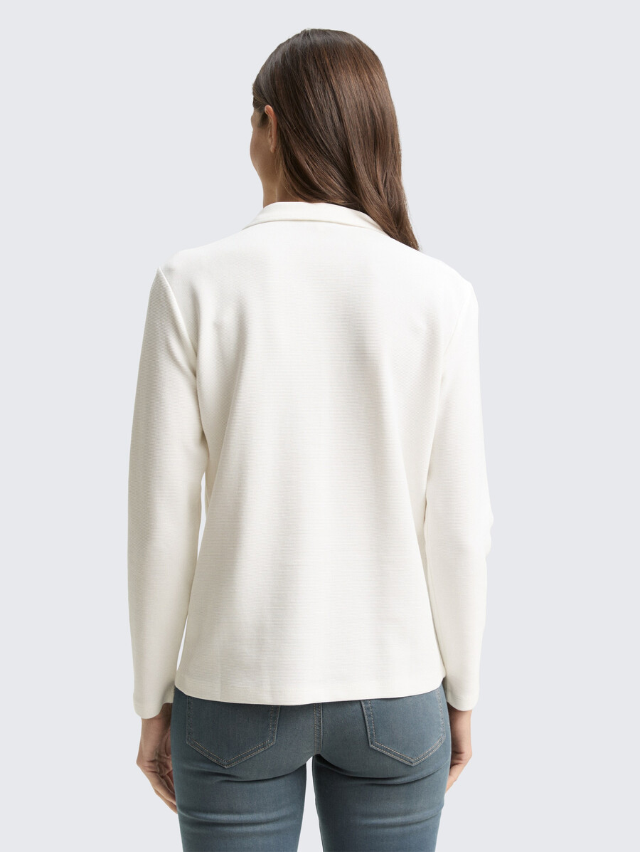chemise à manches longues et col polo