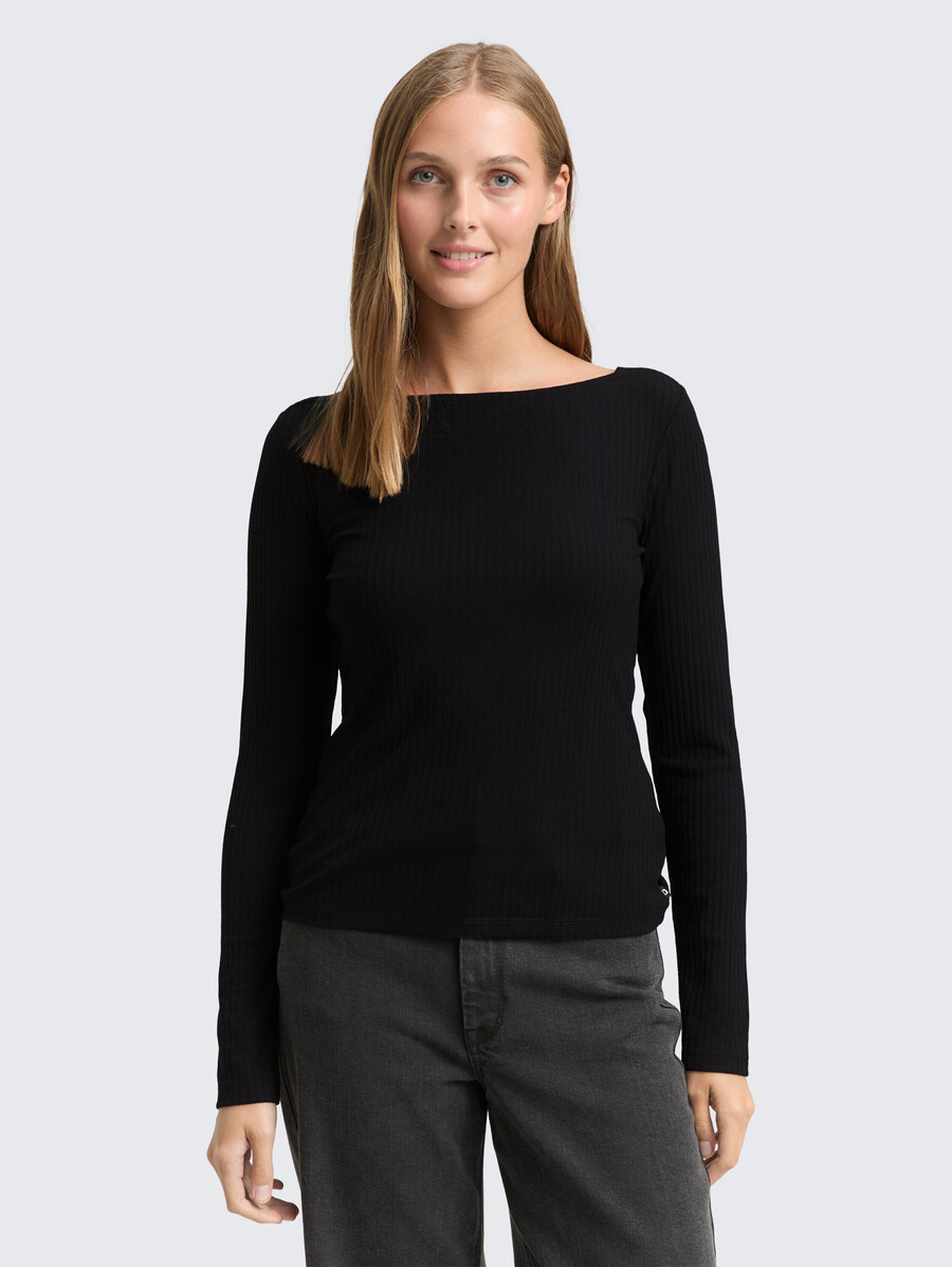 chemise à manches longues coupe ajustée et col bateau