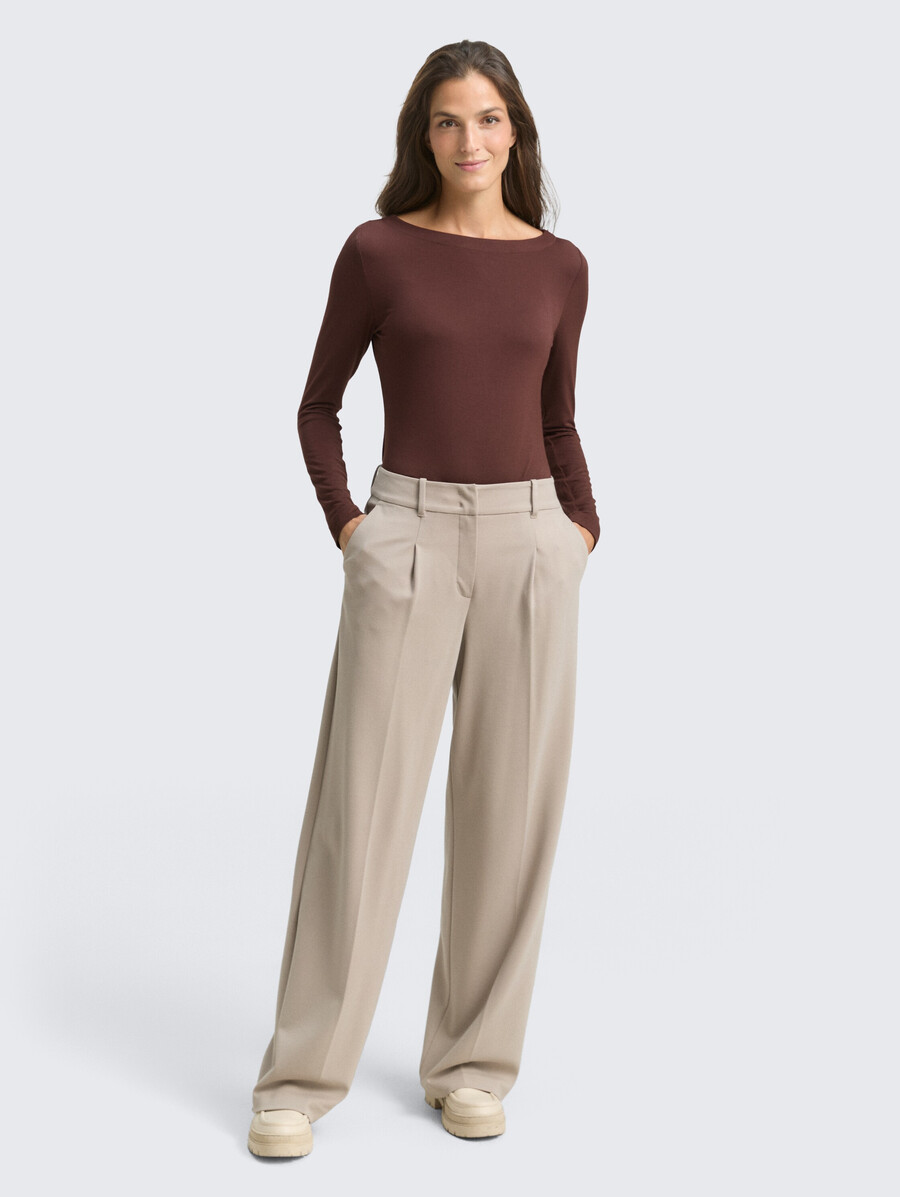 chemise à manches longues coupe ajustée et col bateau