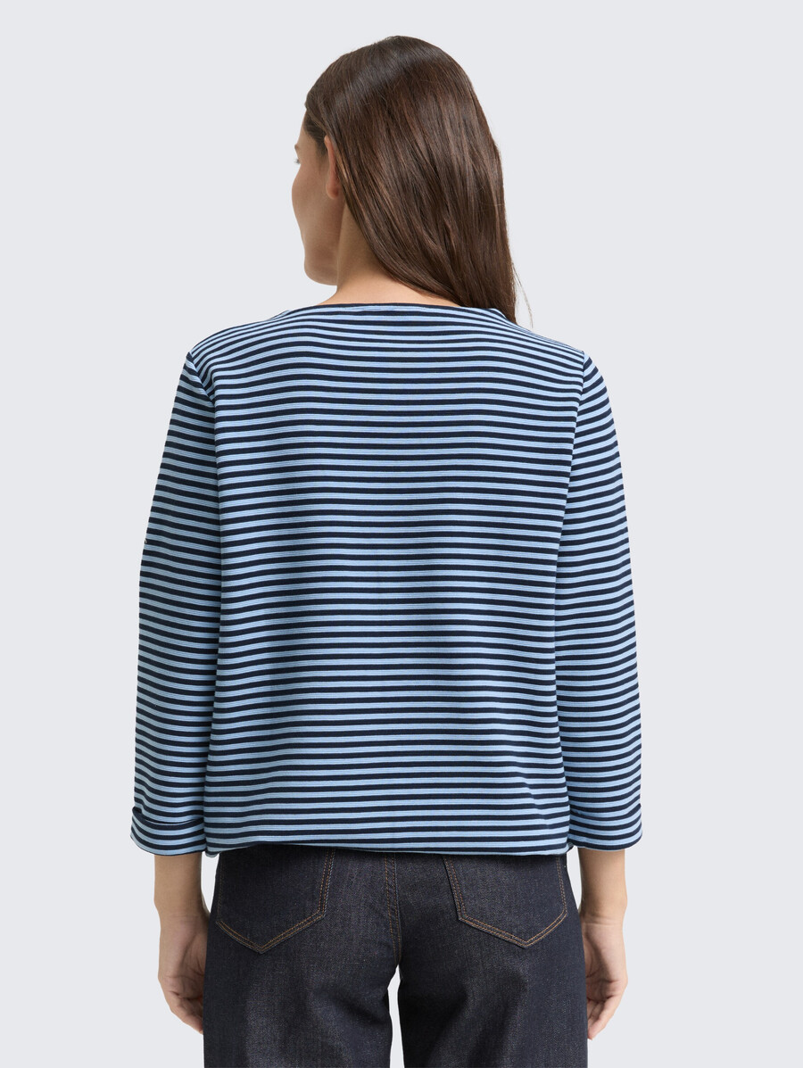 chemise à manches longues avec détails de boutons