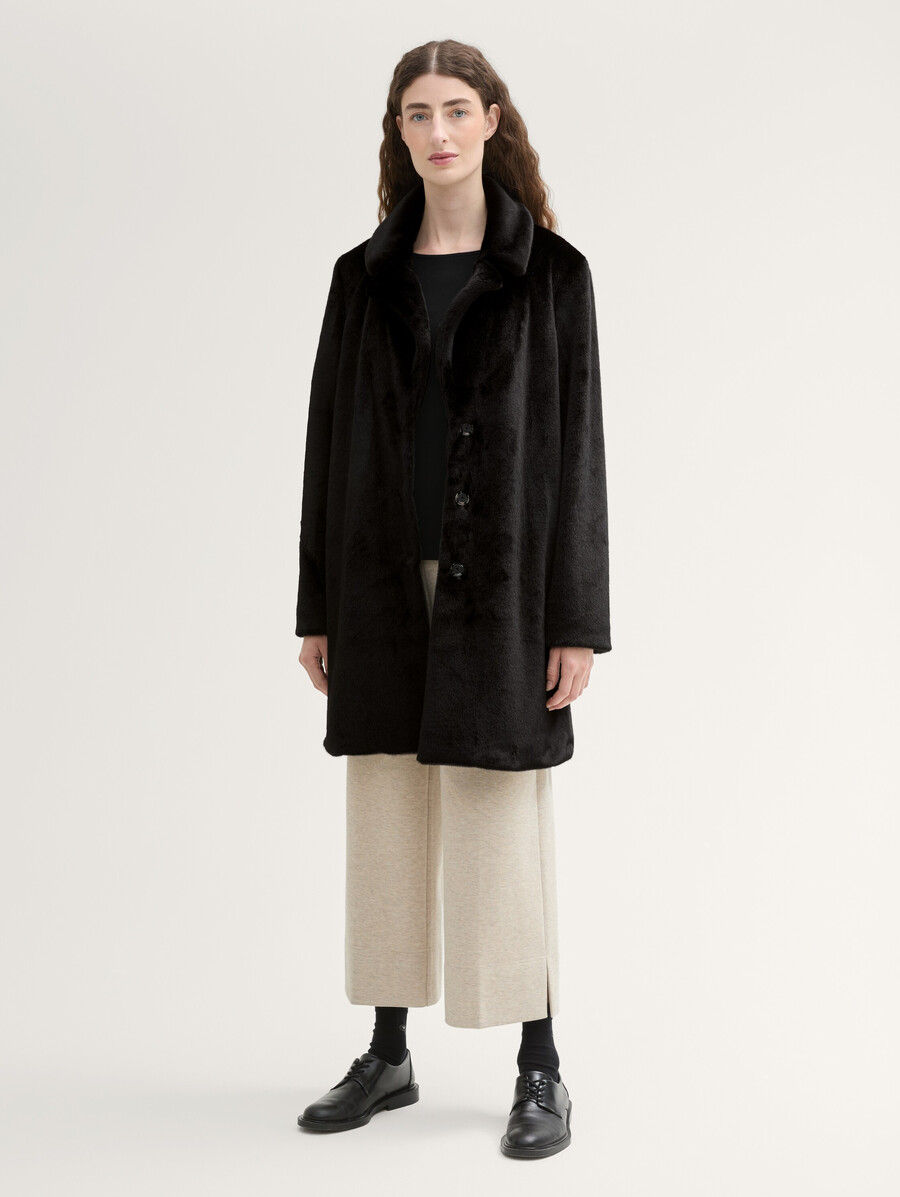 manteau en fausse fourrure