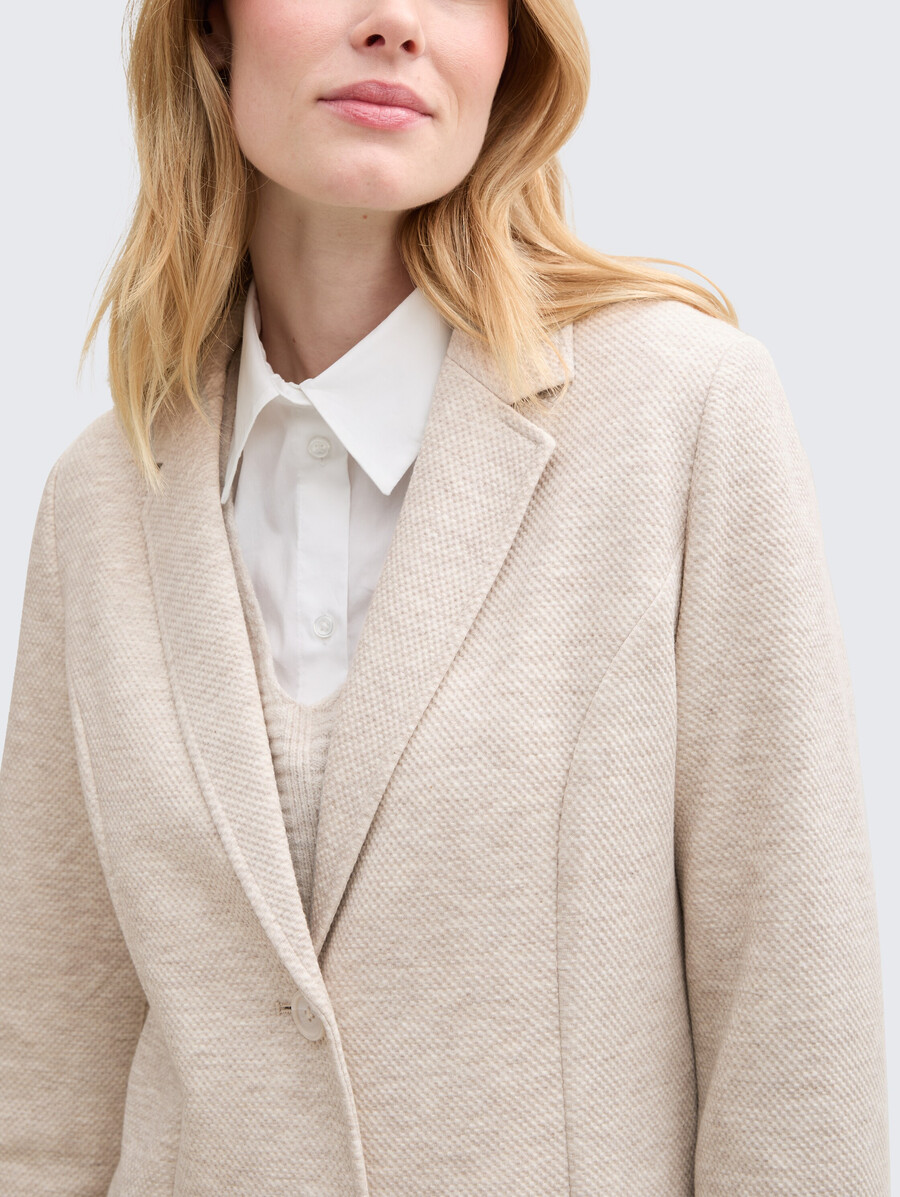 manteau à col à revers