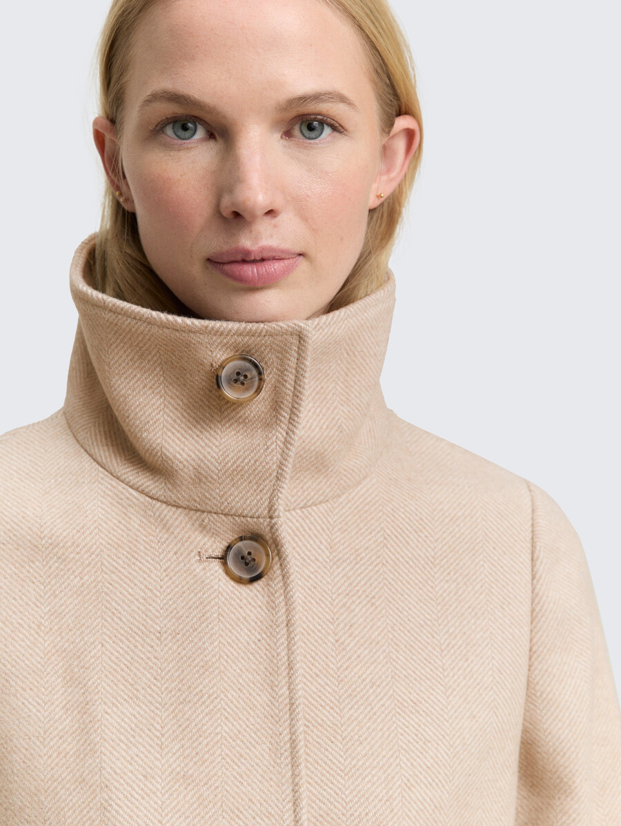 manteau en laine à col montant