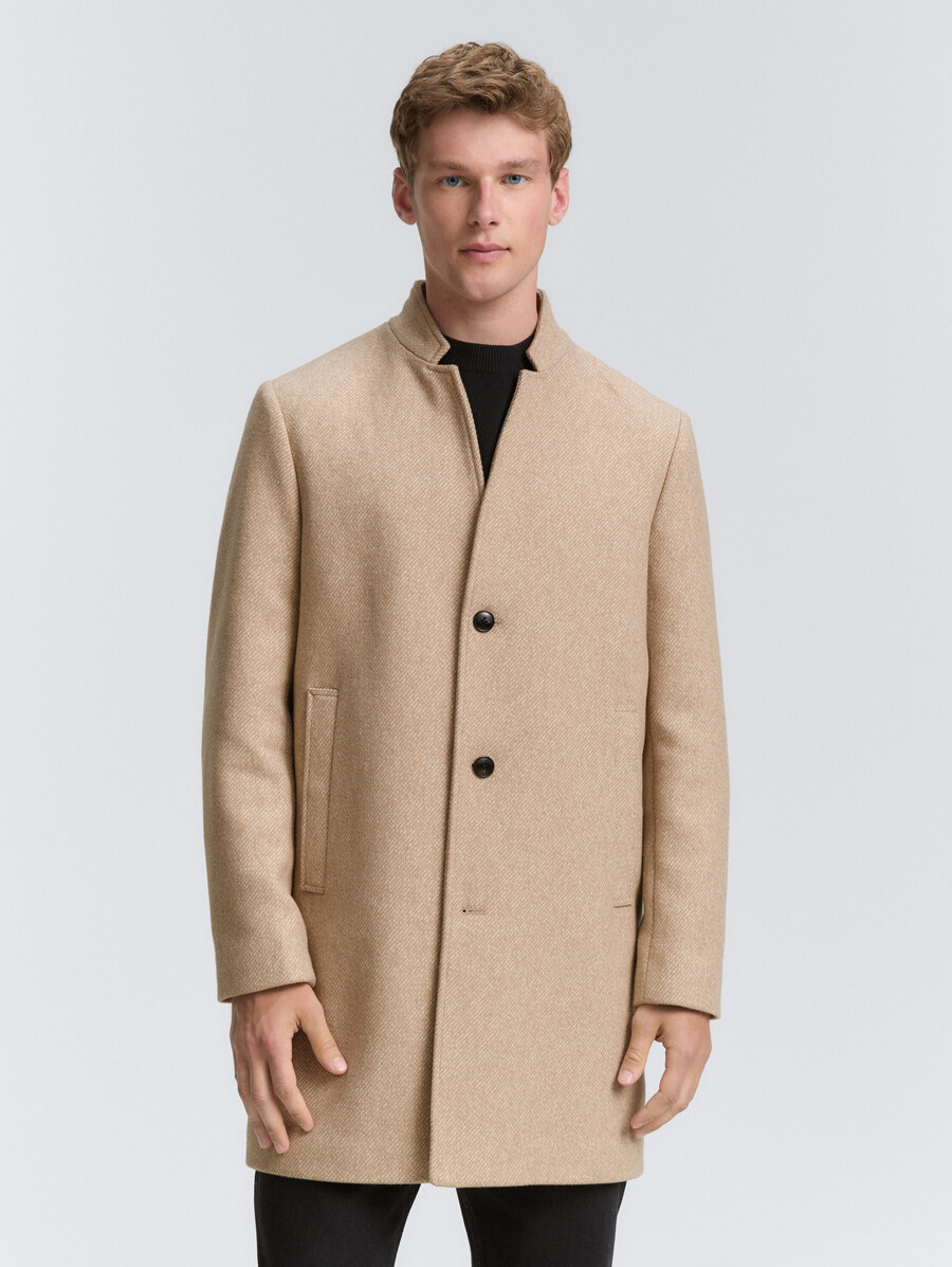 manteau en laine à col montant