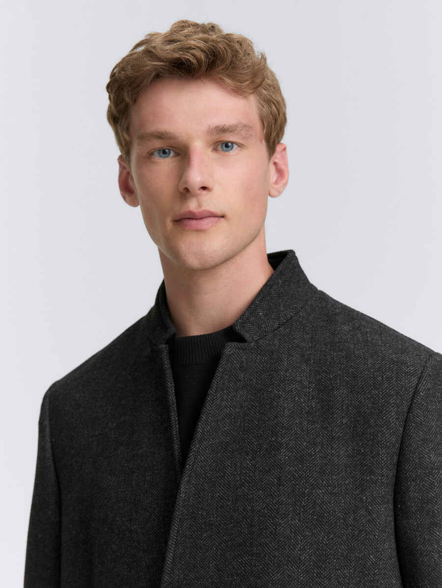 manteau en laine à col montant