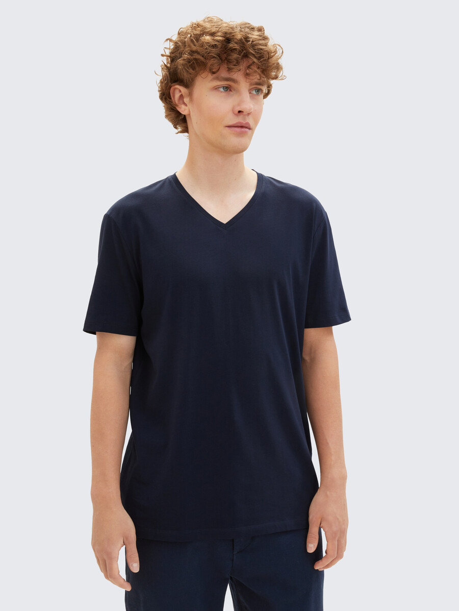 lot de deux t-shirts basiques à col en v