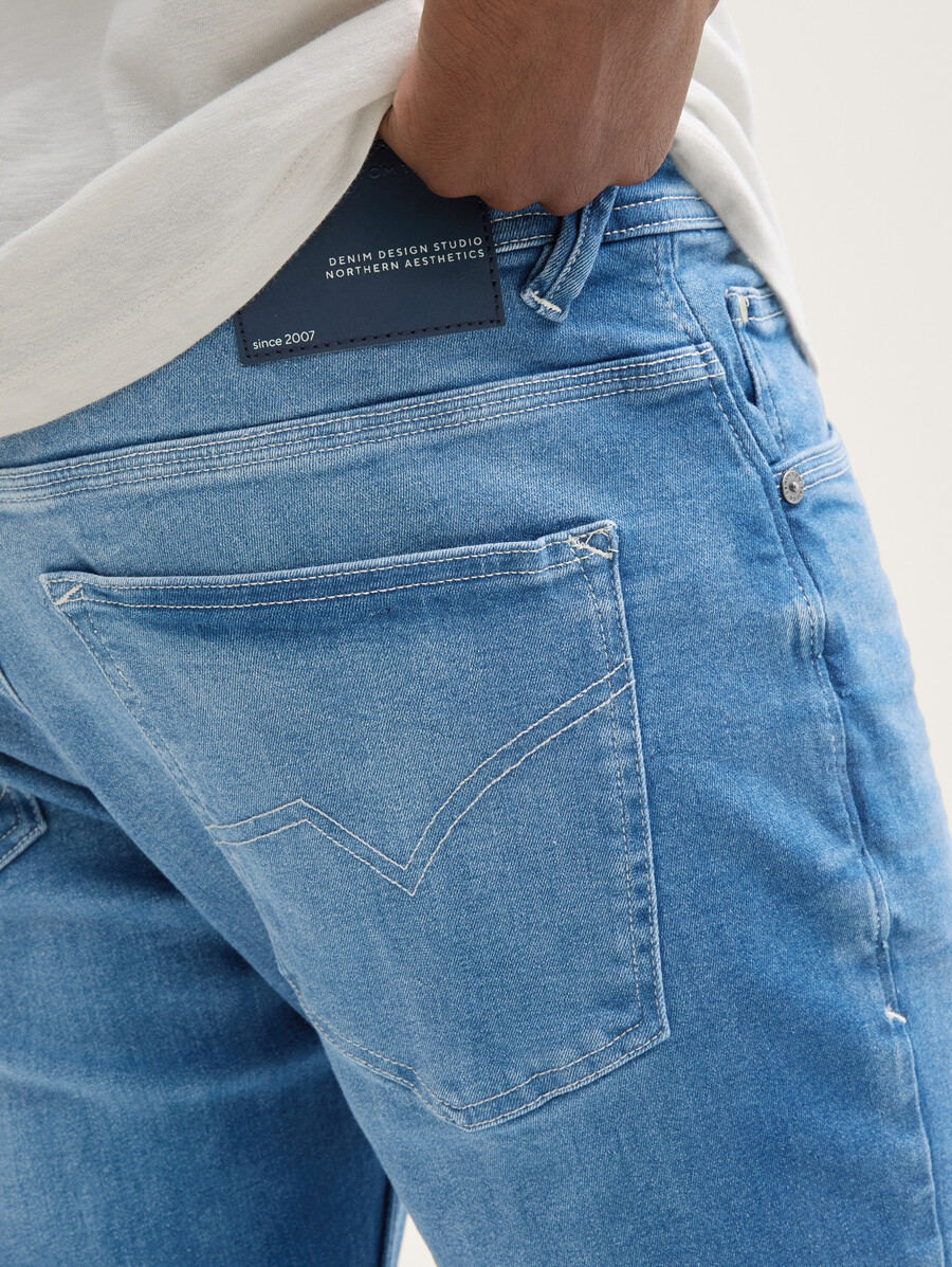 jeans droits ttaedan