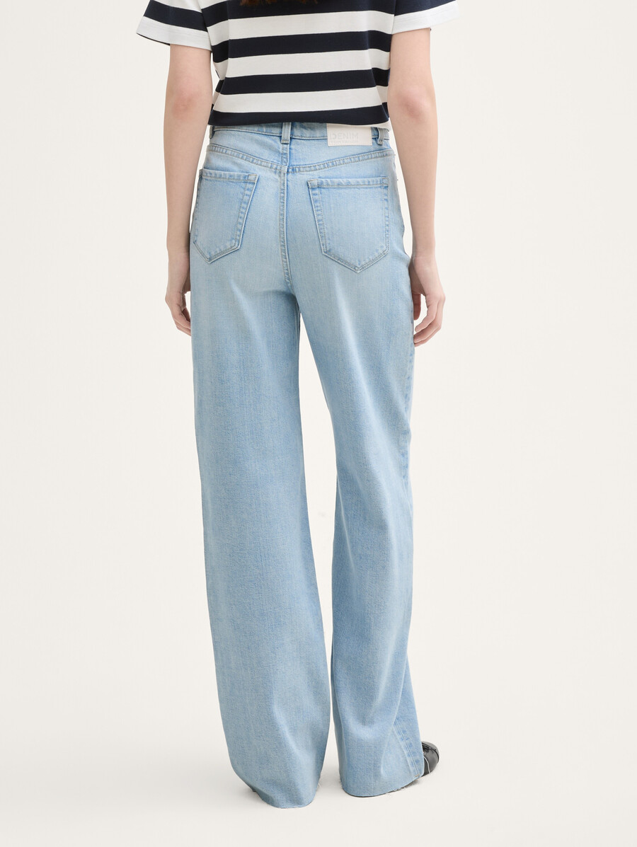 jean large extensible