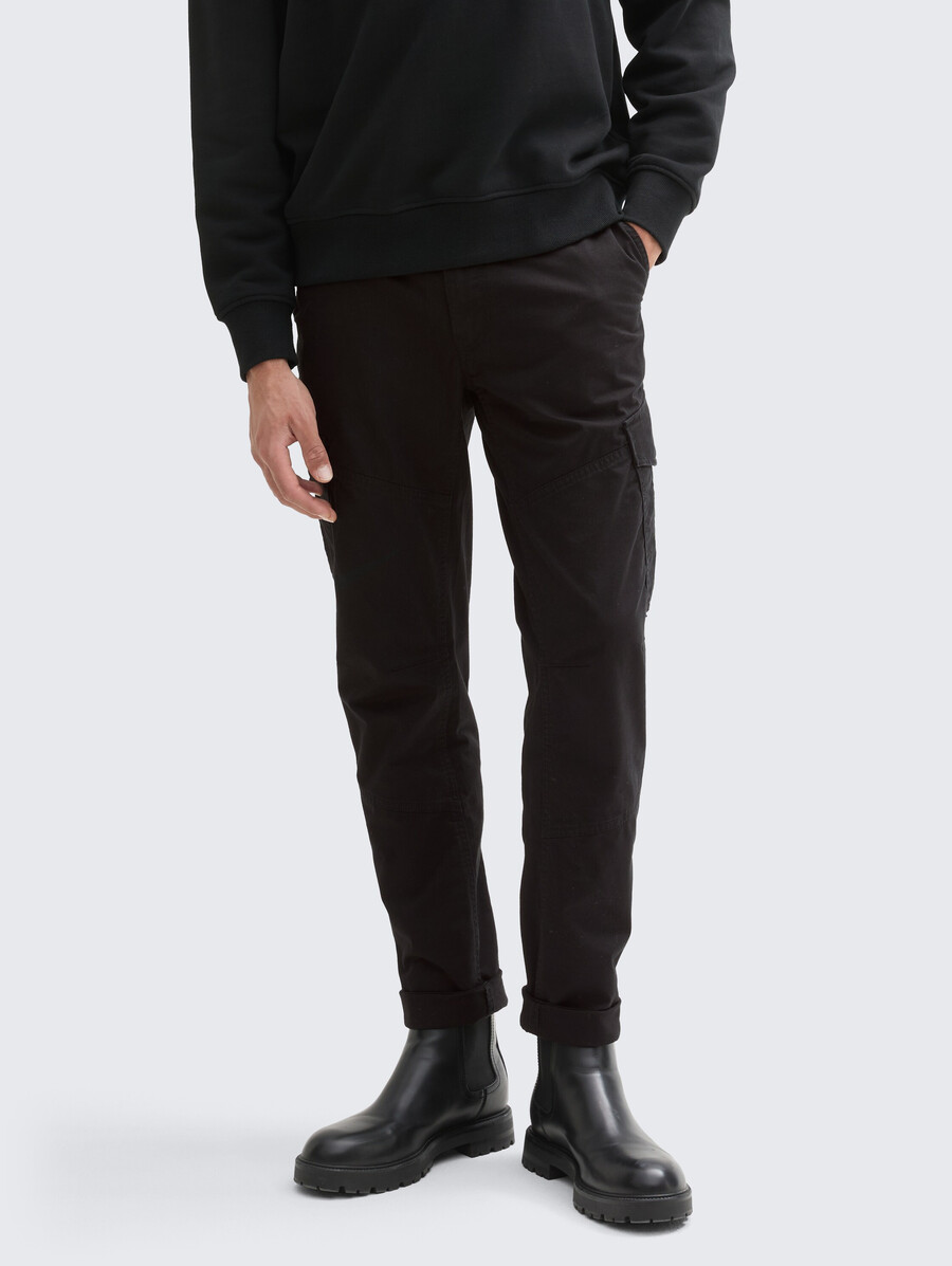 pantalon cargo fuselé classique