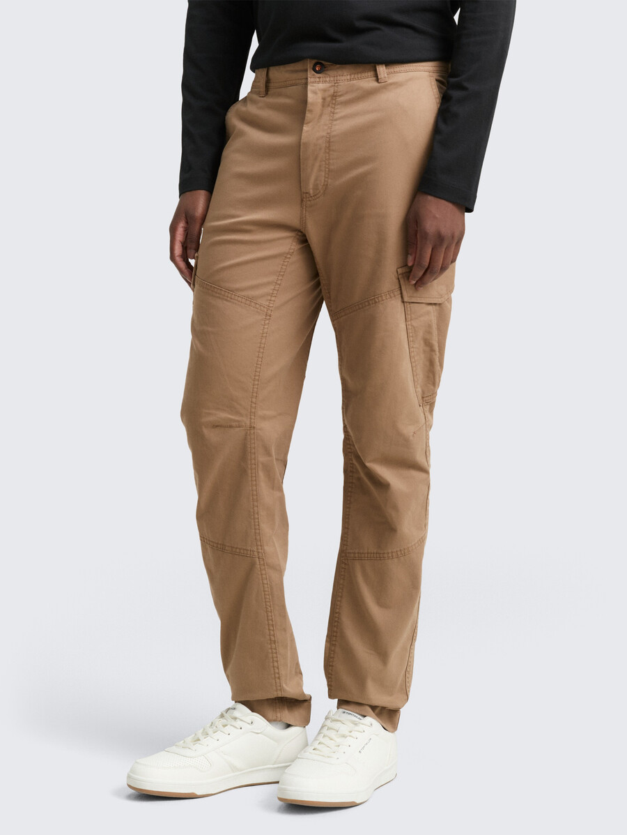 pantalon cargo fuselé classique