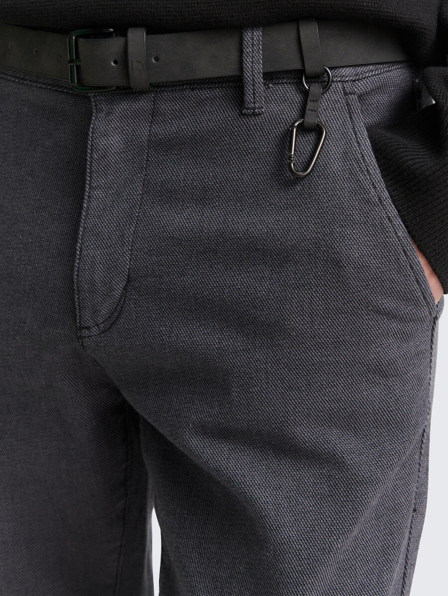 pantalon chino coupe droite avec ceinture