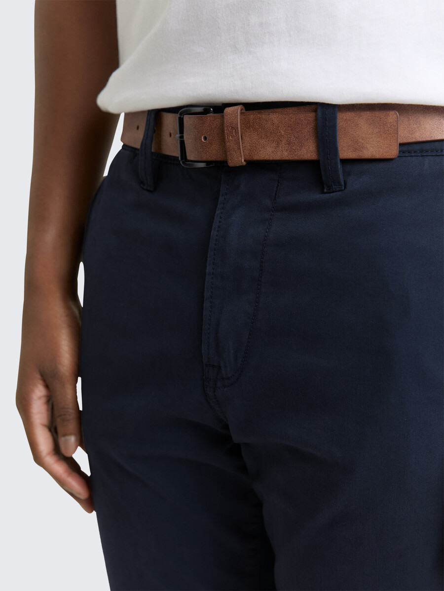 pantalon chino slim avec ceinture