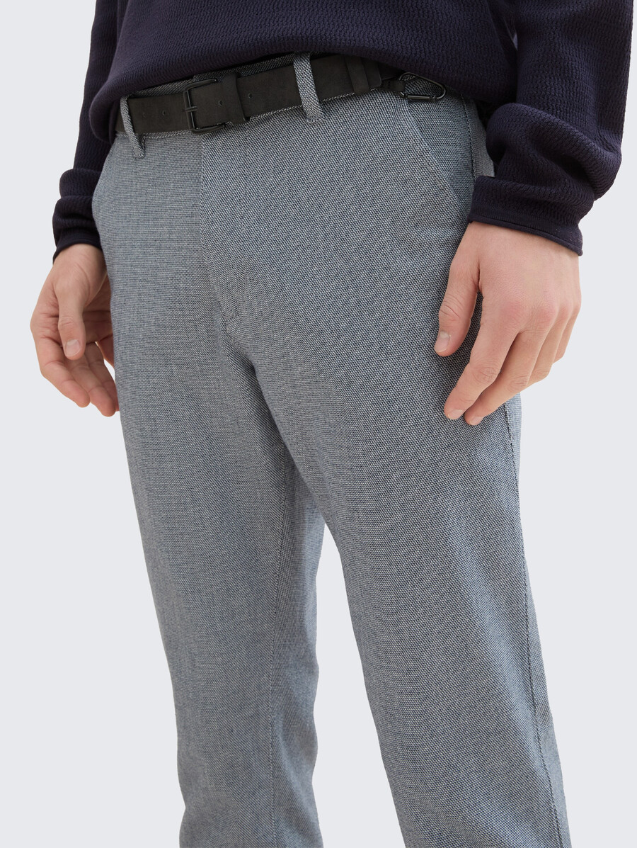 pantalon chino coupe droite avec ceinture