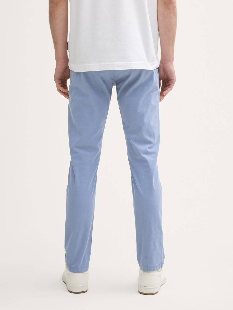 pantalon chino fuselé