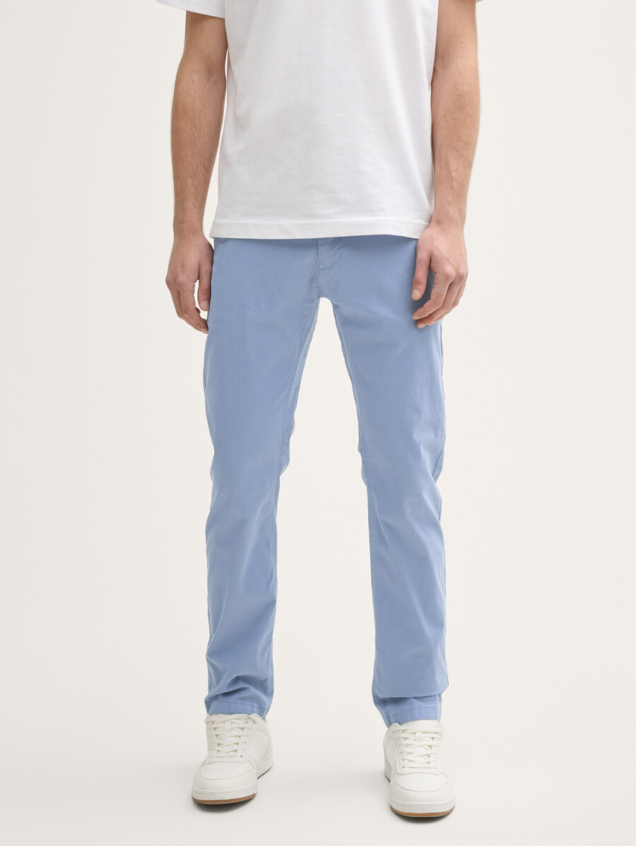 pantalon chino fuselé
