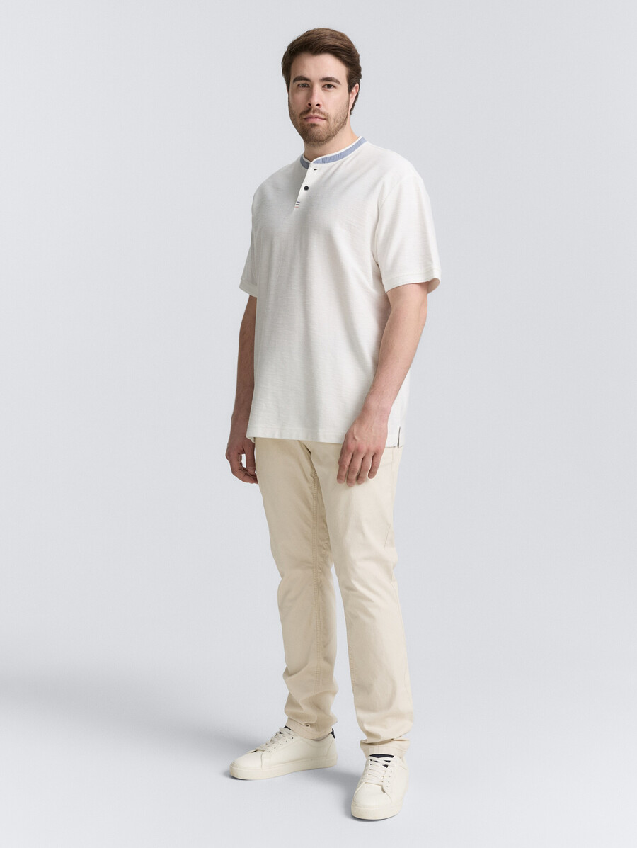 pantalon chino fuselé grande taille