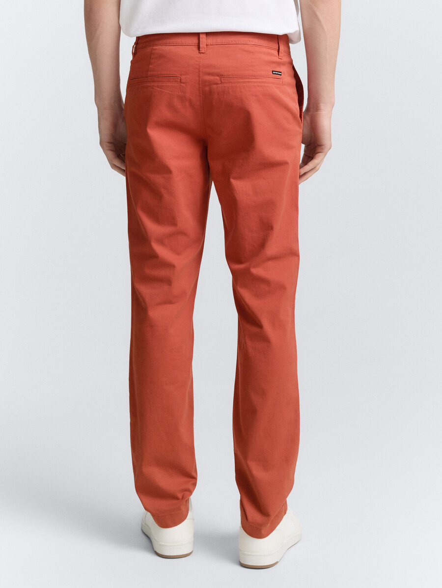 pantalon chino coupe classique