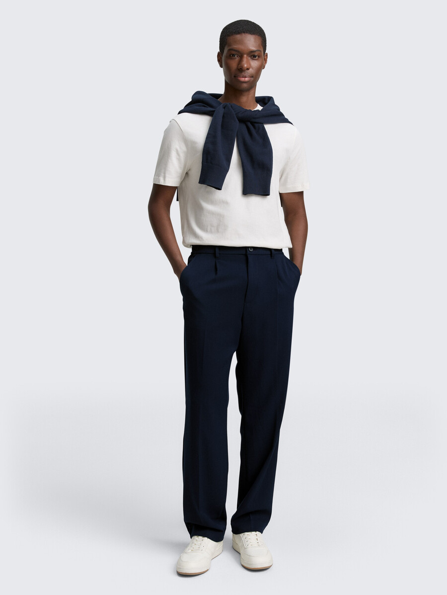 pantalon chino ample avec pli