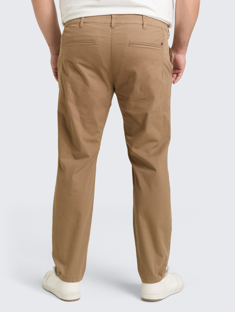 pantalon chino fuselé grande taille