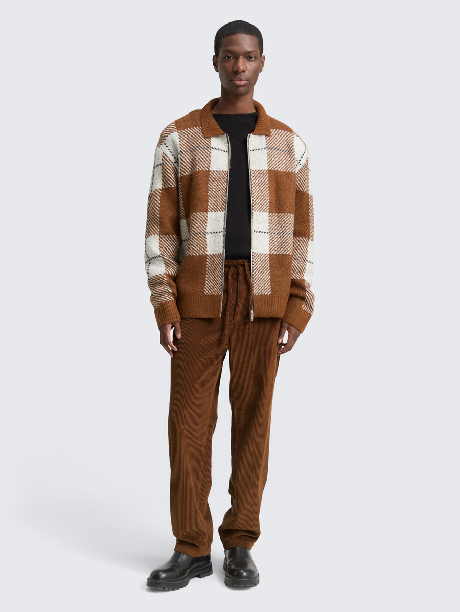 pantalon chino ttrelaxed en velours côtelé