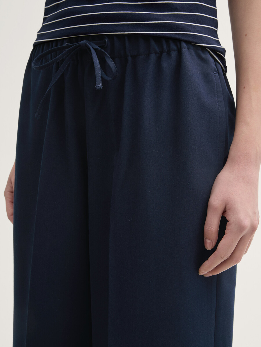 pantalon à jambes larges