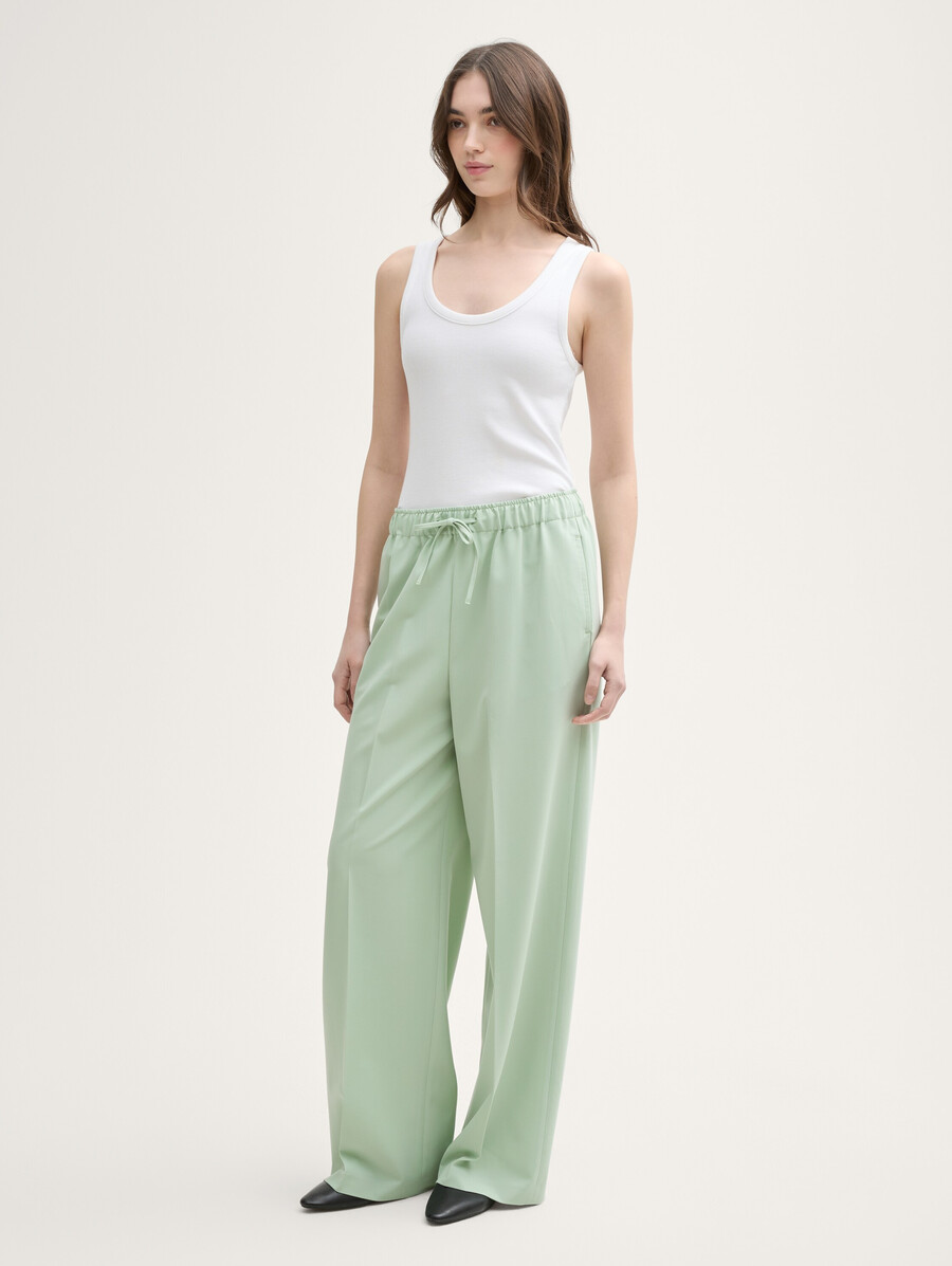 pantalon à jambes larges