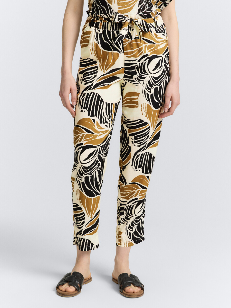 pantalon paperbag ample et slim
