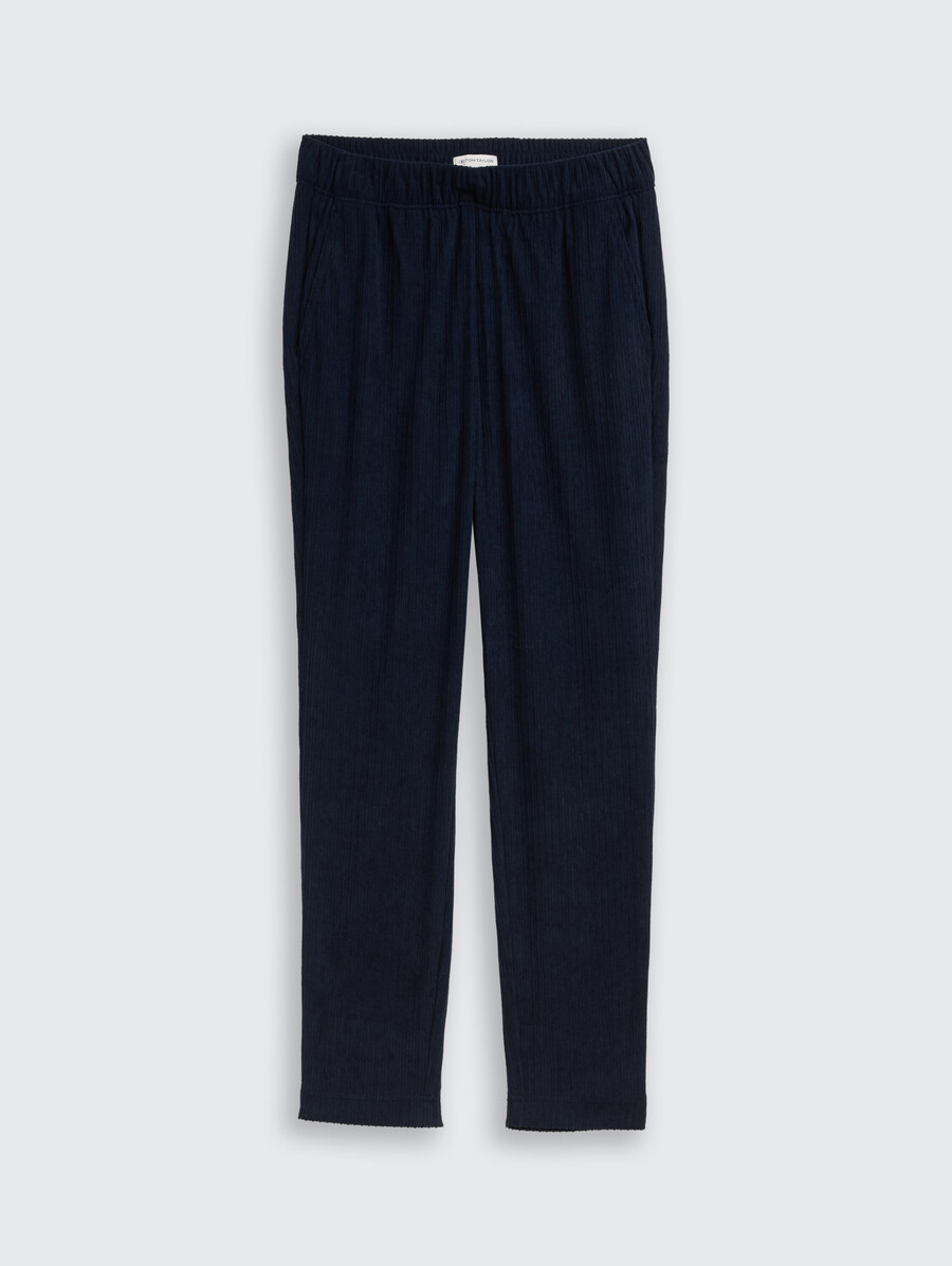 pantalon en velours côtelé ample et slim