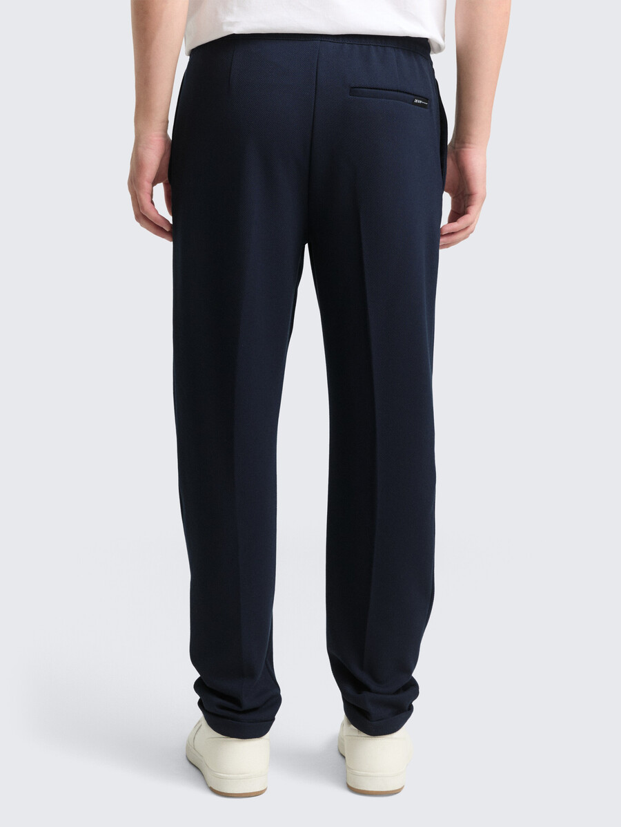 pantalon tttapered