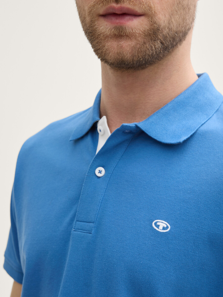 polo en piqué avec logo brodé