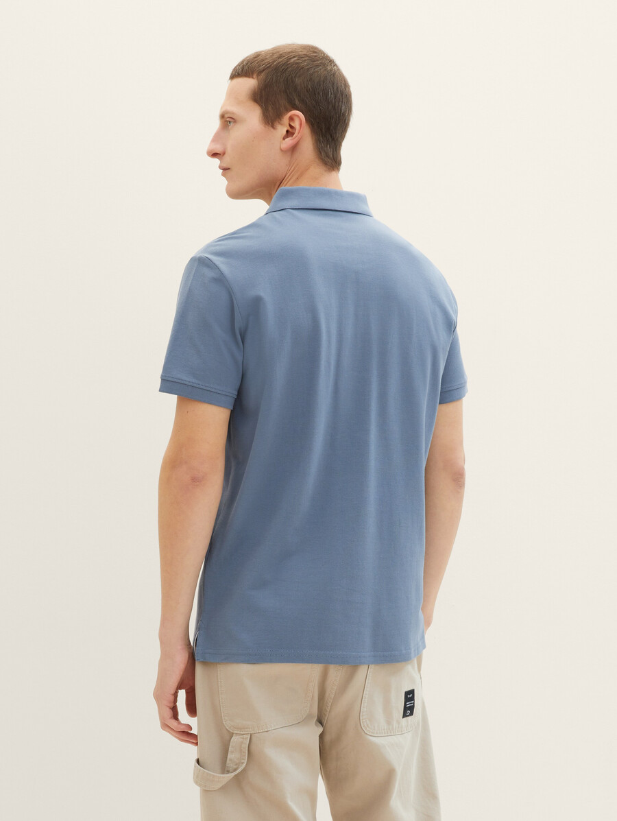 polo en piqué avec logo brodé