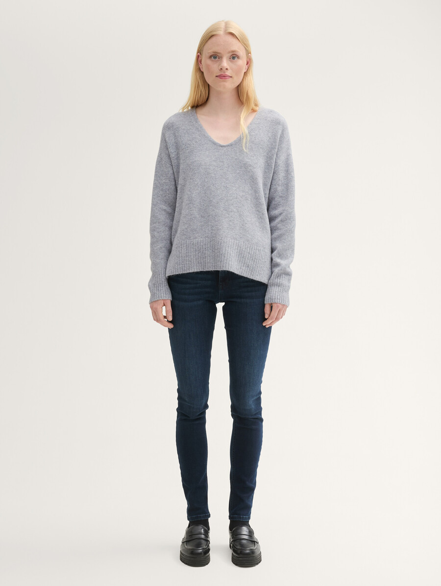 pull en maille à col v coupe décontractée