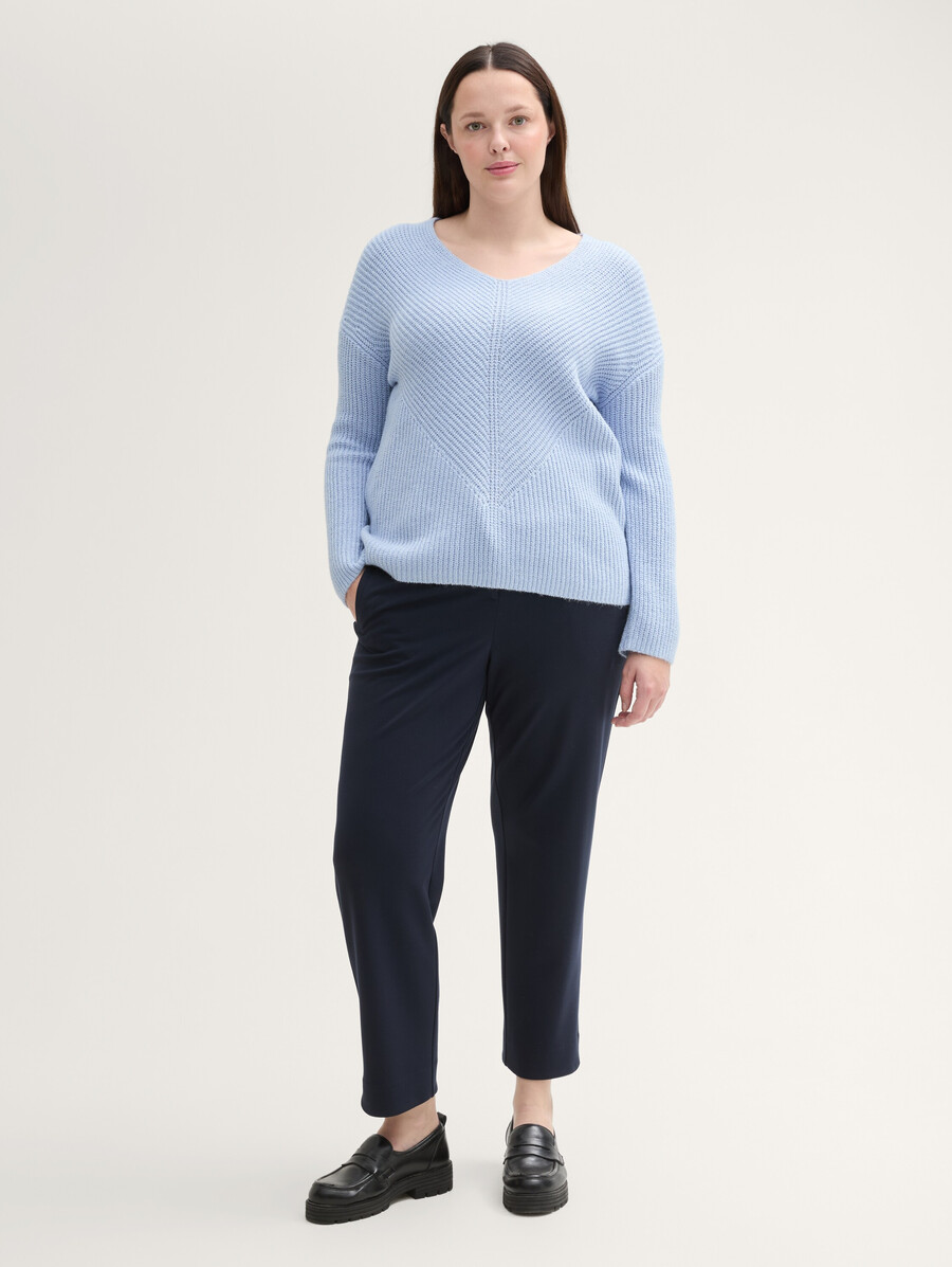 pull en maille grande taille à col en v
