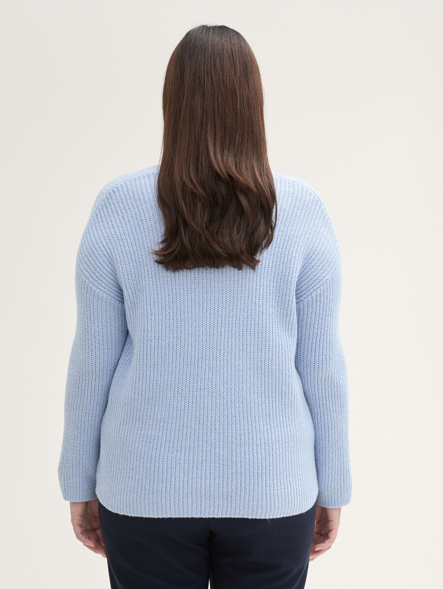 pull en maille grande taille à col en v
