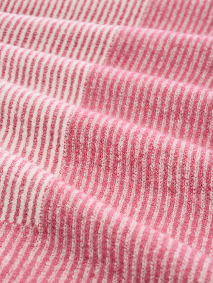 pull tricoté à motifs
