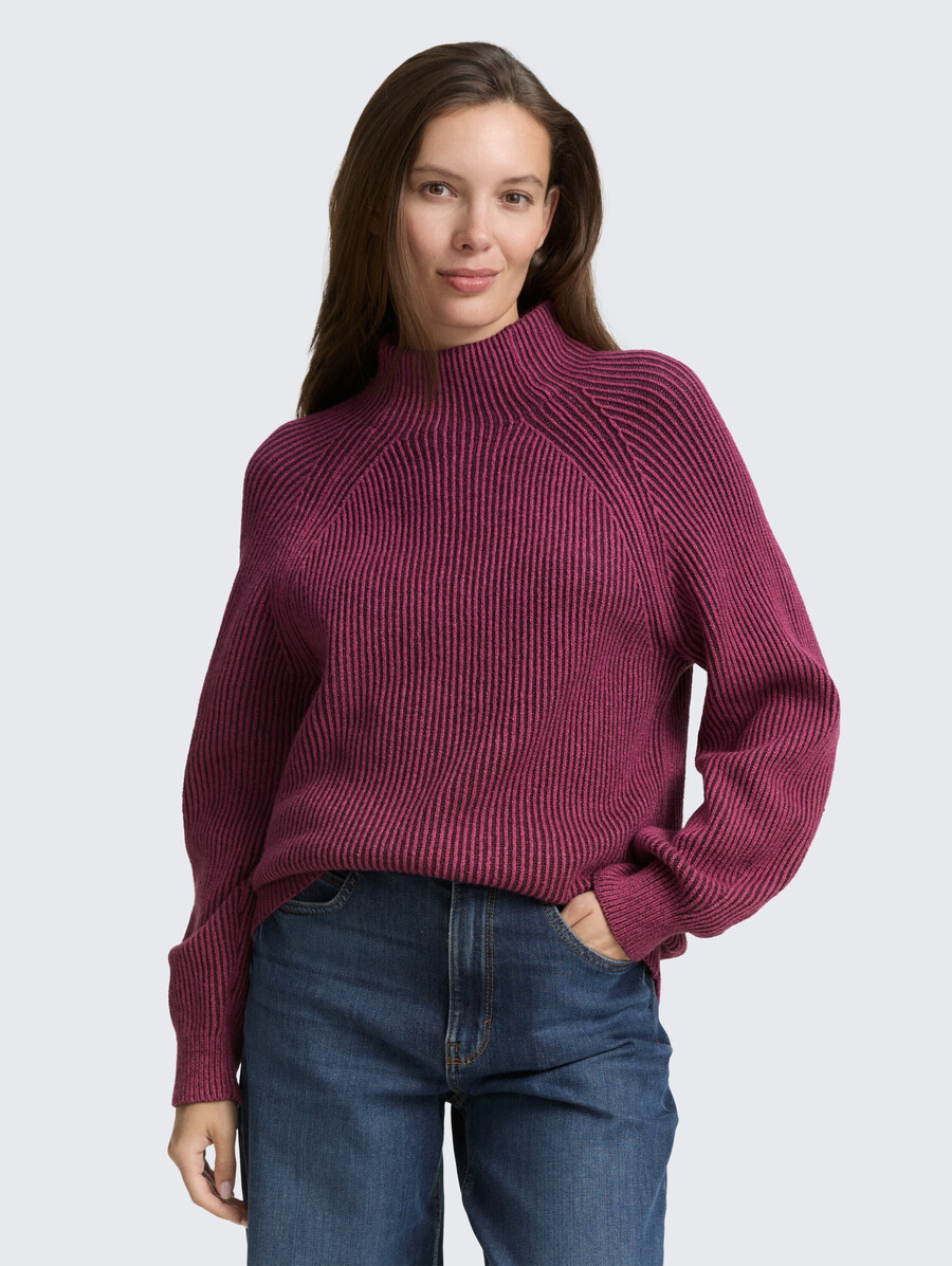 pull ample en maille à col montant